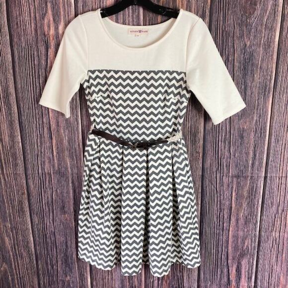 Altar'd State Women's Black & White Chevron Print Dress Size XS - Picture 1 of 8